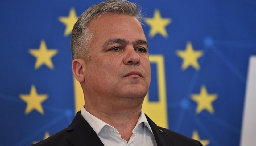 Primele nume care ar putea face parte din Guvernul Veștea. Votul de învestitură, pe repede înainte