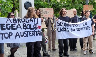 Studenții au ieșit în stradă la Cluj: „Educația nu este o cheltuială, ci o investiție”
