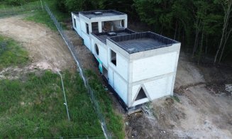 Beard Brothers strânge bani pentru Școala de Meserii din Florești. Poți cumpăra o cărămidă, numele tău va fi scris pe perete