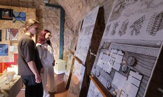 Arhitectură în armonie cu natura și cultura locului. Studenții UTCN expun la Cluj locuințe reimaginate din toate colțurile lumii