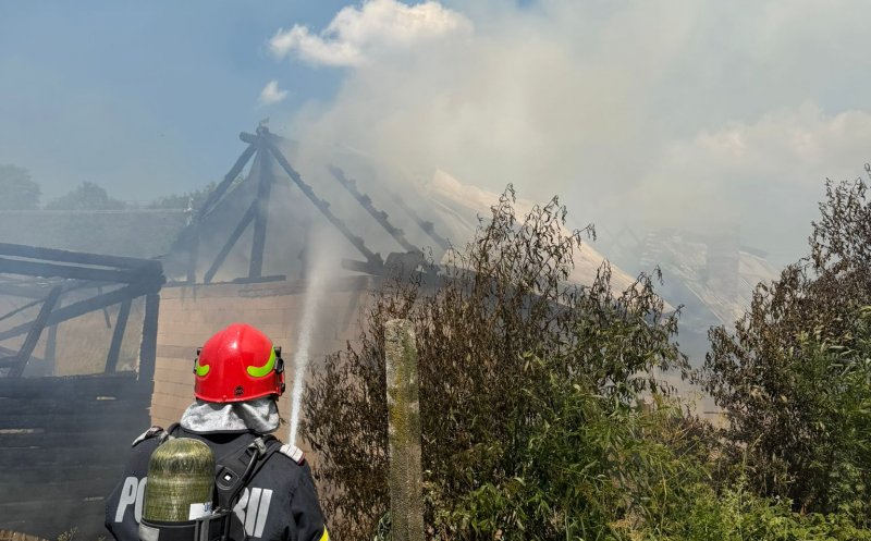 Incendiu izbucnit într-o gospodărie din Călățele