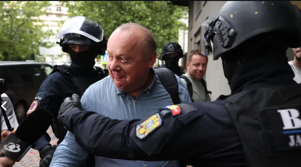 Viorel Pașca, soția și copiii săi, reținuți în dosarul azilelor din Bihor