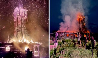 Incendiu violent la o biserică de lemn din Maramureș. Flăcările au cuprins și turla de 25 de metri / Cauza probabilă, un fulger