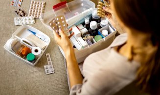 Ce trebuie să conțină trusa medicală de vacanță. Sfaturile unui farmacist