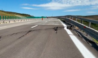 Crater uriaș apărut pe Autostrada A10 Sebeş-Turda