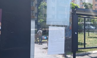 Au transformat aparatele de bilete CTP în toaletă cu ”șezlong” inclus