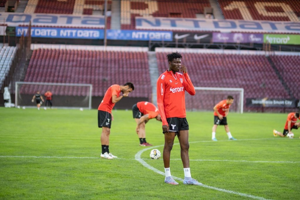 Emmanuel Yeboah, fost jucător la CFR, a revenit în Superligă. Cu ce echipă a semnat