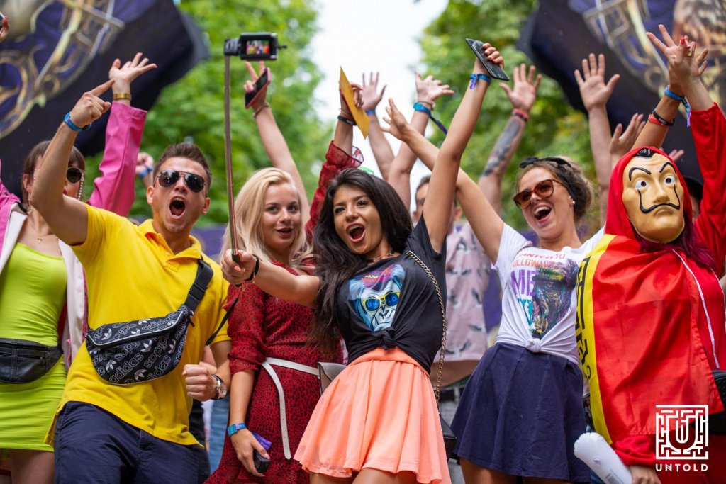 Premieră în Europa la UNTOLD ONE: Primul festival care oferă participantelor teste HPV și ecografii de sân complet gratuite!