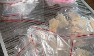 Trafic de droguri de mare risc în Cluj-Napoca / Ce au găsit polițiștii când i-au prins în flagrant delict