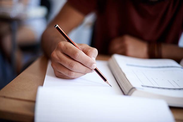 Aproape 500 de candidați susțin examenul de Definitivat în Cluj. Care sunt cele mai căutate specializări