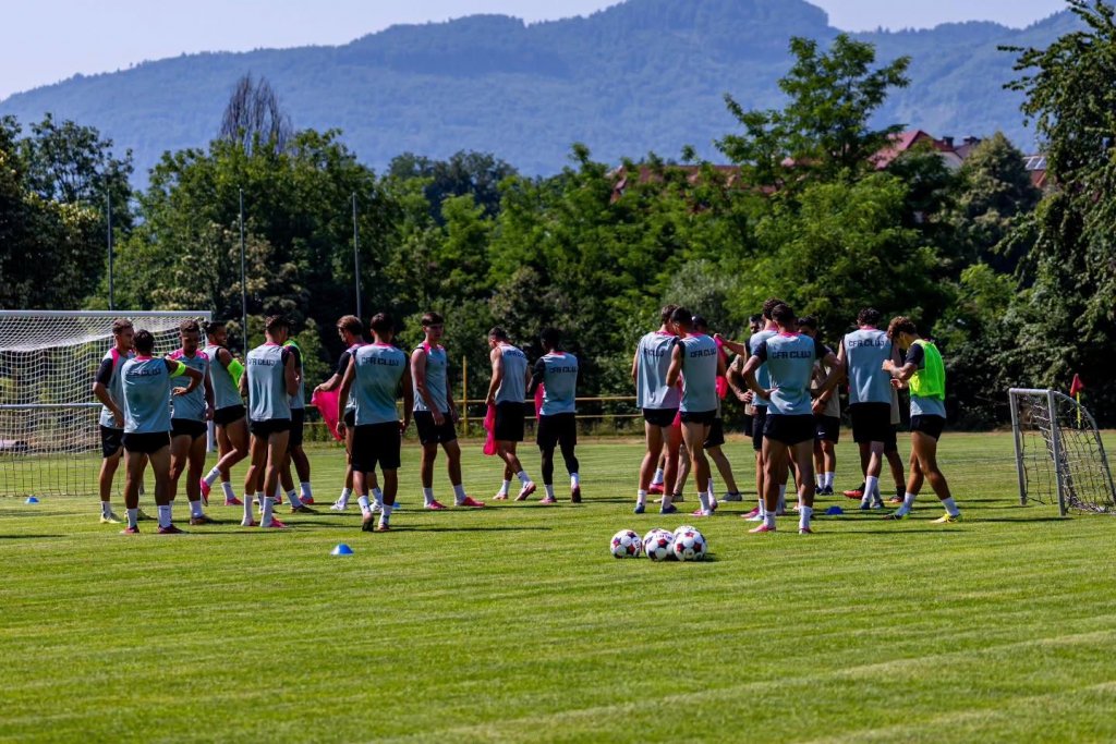 Ticăie ceasul pentru CFR Cluj. Clubul trebuie să achite 1.5 milioane de euro până la finalul zilei
