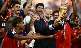 Urmează FIESTA în Spania după ce a câștigat Cupa Mondială 2026 în fața Argentinei / Bătaie în teren după fluierul final