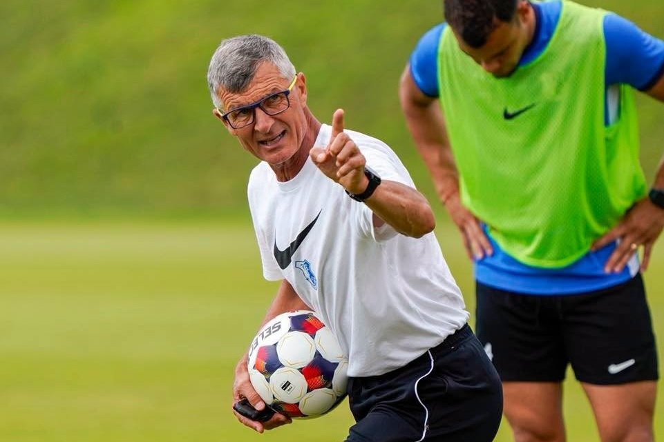 Sabău, recunoscător pentru primirea de care a avut parte pe Cluj Arena: "După 40 de ani am înțeles cu adevărat ce înseamnă să faci parte din familia U"