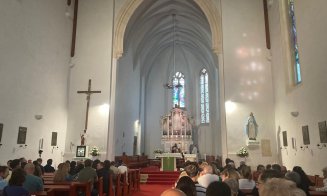 Noaptea Bisericilor, în IMAGINI. Clujenii au descoperit lăcașurile de cult într-o atmosferă aparte