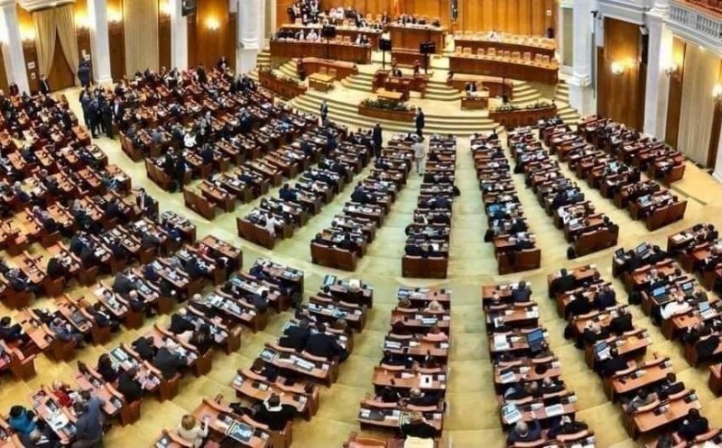 Parlamentarii clujeni, chemați din vacanță. Sesiune extraordinară cu mize de miliarde: PNRR, împrumutul SAFE și criza politică