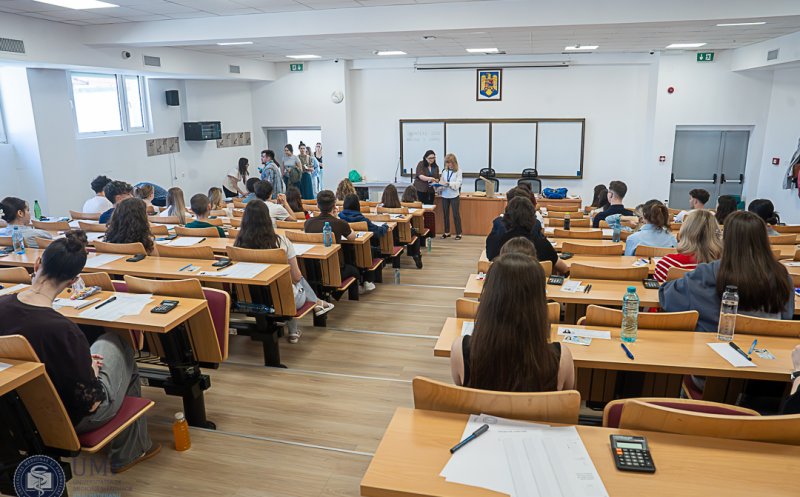 Admitere UMF Cluj 2026: peste 2.000 de candidați, trei note de 10 și concurență ridicată la cele mai căutate specializări