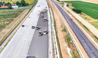Autostrada Transilvania. Mobilizare impresionantă pe acest lot: 600 de utilaje și 70 de muncitori + 1,5 kilometri de asfalt pe zi, pe un sens