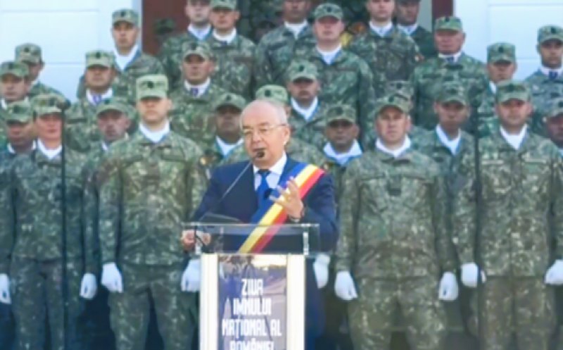 Emil Boc, de Ziua Imnului Național: „Imnul nu se cinstește prin tăria cu care îi cântăm versurile, ci prin felul în care îi respectăm valorile”