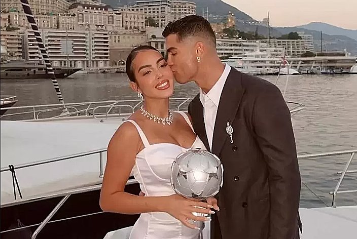 Cristiano Ronaldo se însoară sâmbătă cu Georgina Rodríguez după 10 ani de iubire și 5 copii împreună