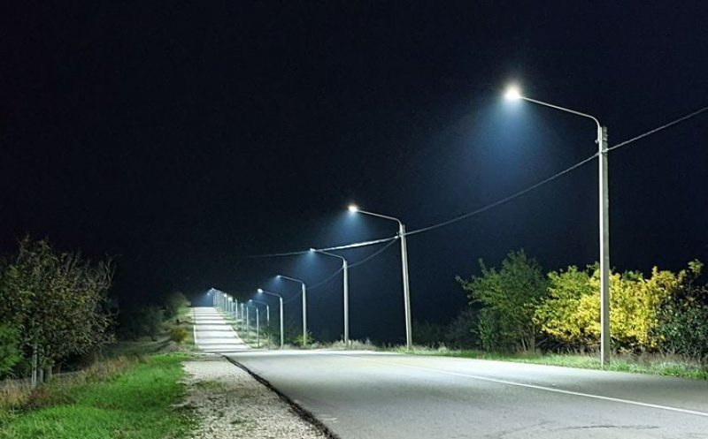 Se modernizează sistemul de iluminat public dintr-o nouă localitate clujeană. Tișe: „Continuăm să sprijinim administrațiile locale”