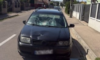 Accident grav la Turda: un tânăr de 20 de ani a ajuns cu mașina pe trotuar și a lovit un pieton. Șoferul a fugit de la fața locului