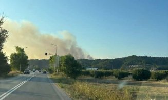 Incendiu în Halkidiki, zonă unde sute de mii de români își fac vacanțele / ”Dacă primiți ordin de evacuare, plecați imediat! NU încercați să vă întoar
