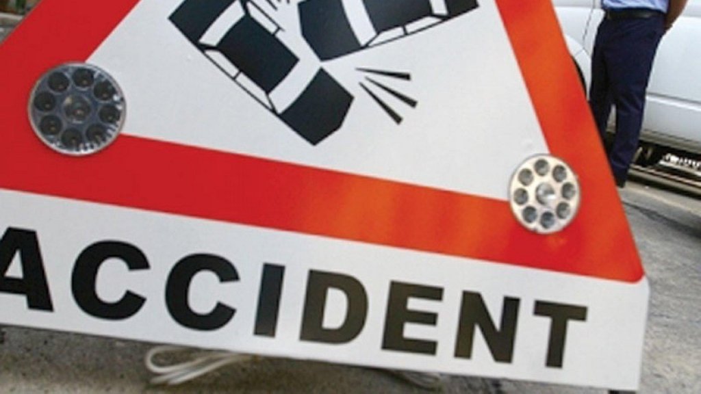 Accident rutier pe un drum din Cluj. Trafic îngrunat