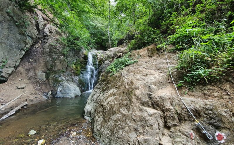 Escapada ideală pentru un weekend de vară. Se află în județul Cluj, într-un colț ascuns de natură