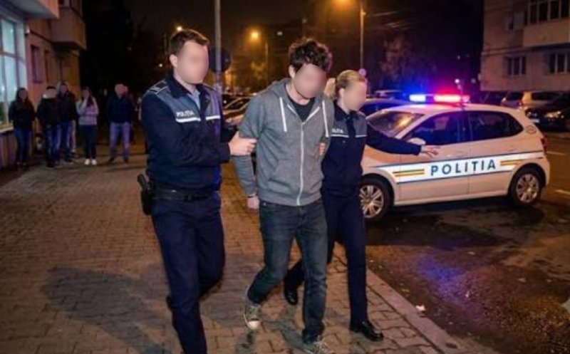 Scene șocante într-un parc din Cluj: Un bărbat ar fi lovit o femeie de mai multe ori în cap, sub ochii copiilor