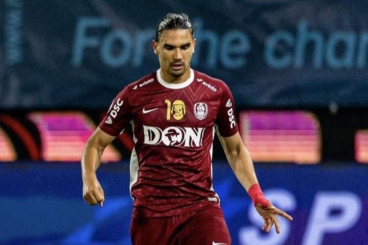 Destinație exotică pentru Huja, fotbalistul care i-a cerut lui Șumudică să fie lăsat să plece de la CFR