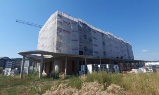 IMAGINI noi cu lucrările de pe șantierul noii școli din comuna Florești / Echipele de constructori au fost în concediu