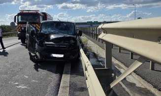 Cluj: Accident de microbuz pe A3. Mai multe persoane au fost rănite