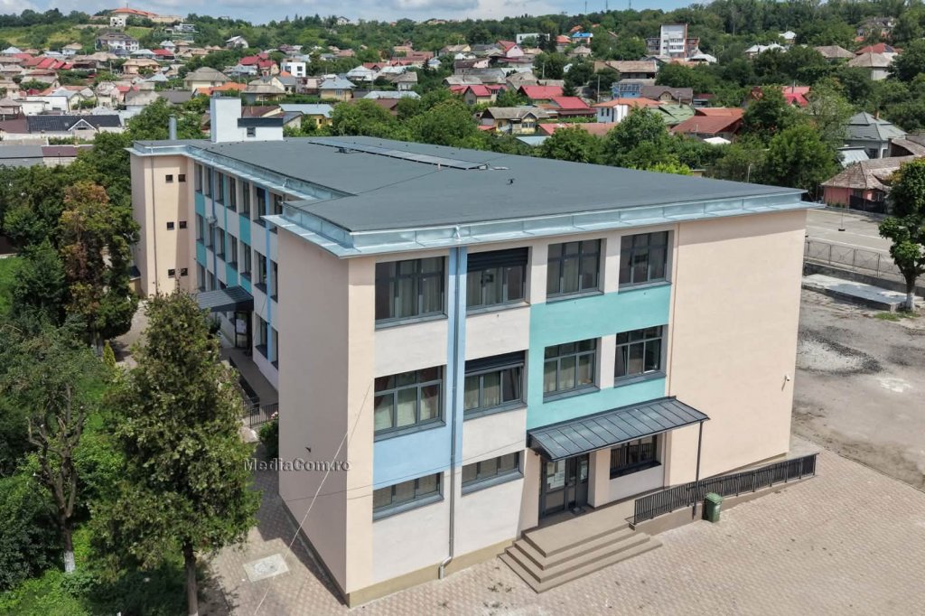 Turda intră în noul an școlar cu investiții în infrastructura educațională. Panouri fotovoltaice și renovări