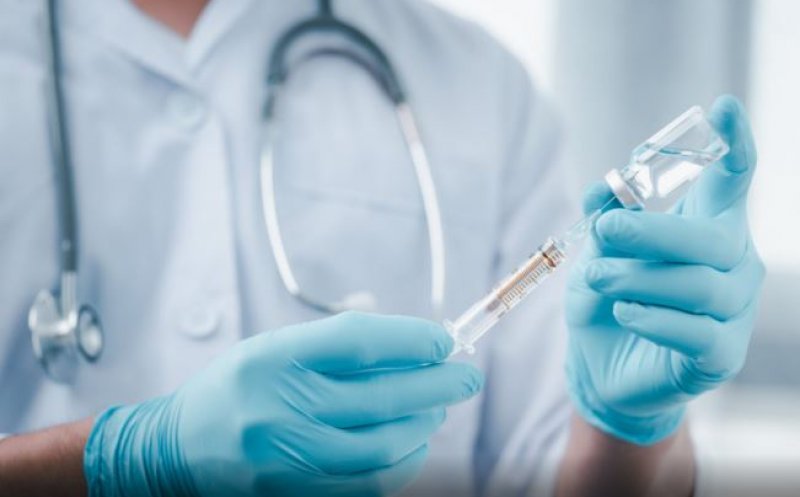 Vaccinul care ar putea reduce riscul de demență. Mulți oameni îl fac deja pentru altă boală