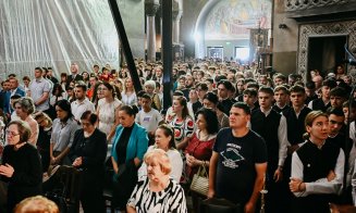 Marinela Marc, la slujba de Te Deum: Prezența elevilor a fost benevolă, la fel ca în fiecare an / Eveniment organizat încă de pe vremea Mitropolitului