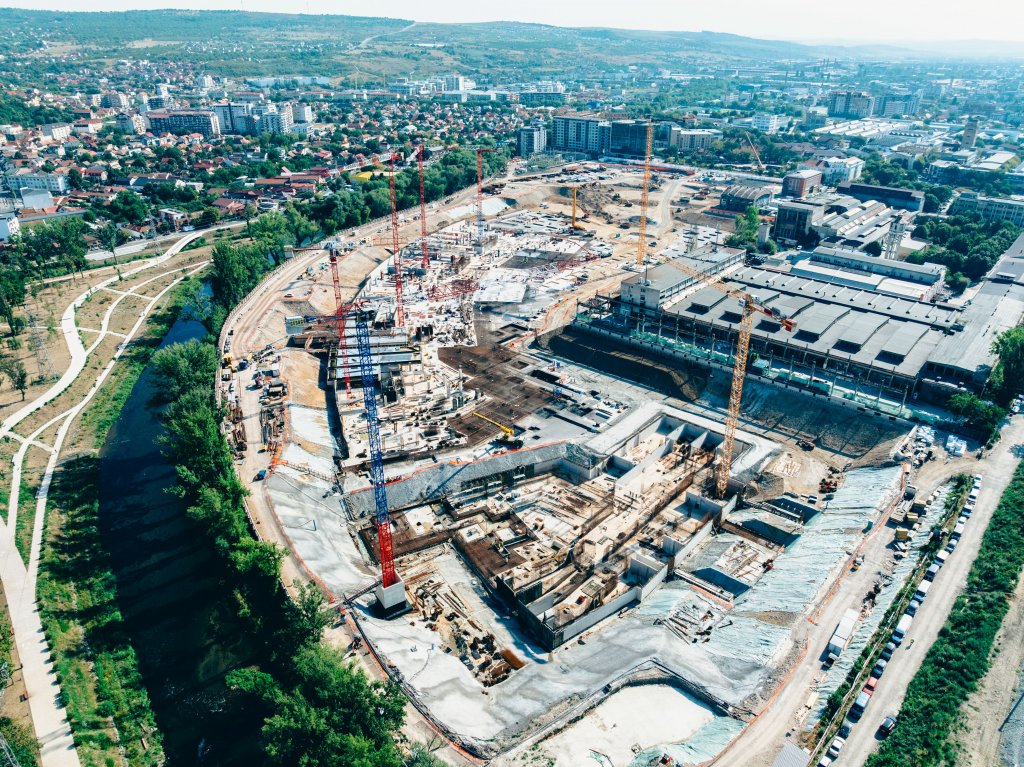 De Ziua Națională a Constructorului, RIVUS le spune „Mulțumim!” celor care construiesc cel mai amplu proiect de regenerare urbană din România
