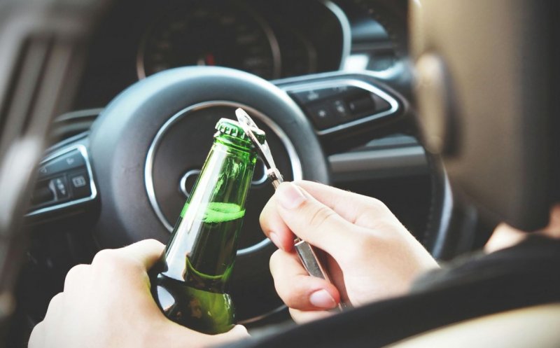 Beat mort, a intrat într-un cap de pod în Florești și s-a răsturnat cu mașina. A ajuns după gratii
