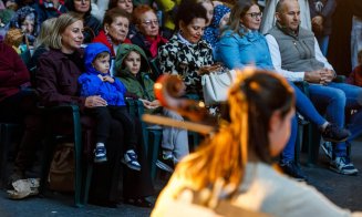 Emoție și muzică în centrul Clujului. Sute de oameni au participat la "Concertul pentru Pace”