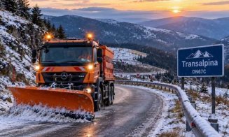 Se schimbă programul pe Transalpina din cauza vremii. Circulația va fi permisă doar câteva ore pe zi