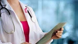 Institutul Oncologic din Cluj se luminează în roz pe 1 octombrie. Mesajul transmis de IOCN la începutul Lunii Cancerului de Sân