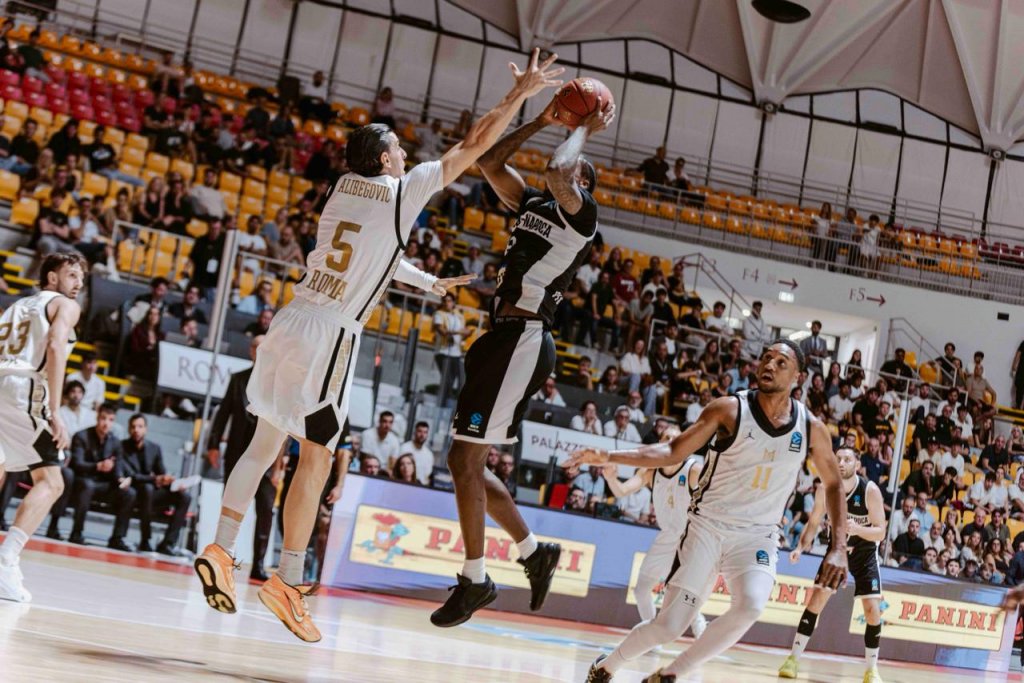 U-BT, eșec usturător în primul meci al sezonului din EuroCup. Clujenii, învinși categoric la Roma