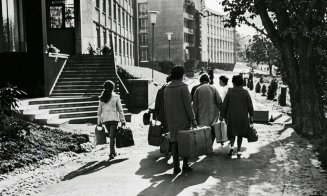 Întoarcerea studenților în Complexul Studențesc Hașdeu, în anul 1963