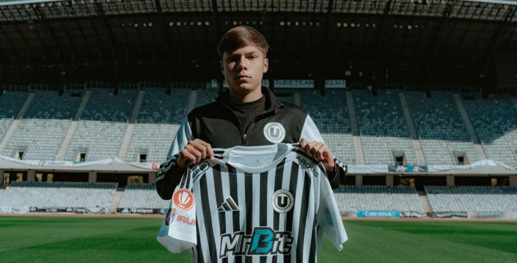 Încă un tânăr jucător continuă alături de "U" Cluj. Darius Mihăilă a semnat primul contract de profesionist