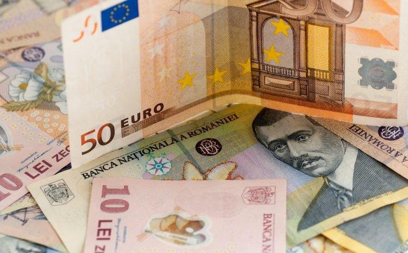 Veste bună! Leul a crescut ușor în raport cu euro
