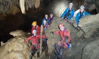 Salvatori clujeni, antrenamente pentru misiuni în peșteri, alături de experți din 30 de țări