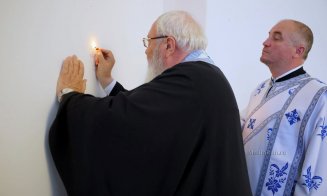 Moment emoționant: Primăria Turda, sfințită de Mitropolitul Andrei după lucrările de reabilitare