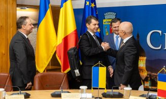 Autobuze și generatoare pentru Ucraina, discutate la Primăria Cluj-Napoca. Emil Boc: „Acest război este un maraton, nu un sprint”