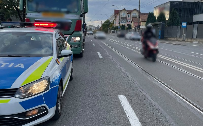 Șofer dat jos de la volan! A venit cu mastodontul la Cluj și a plecat cu amenzi de 26.000 de lei