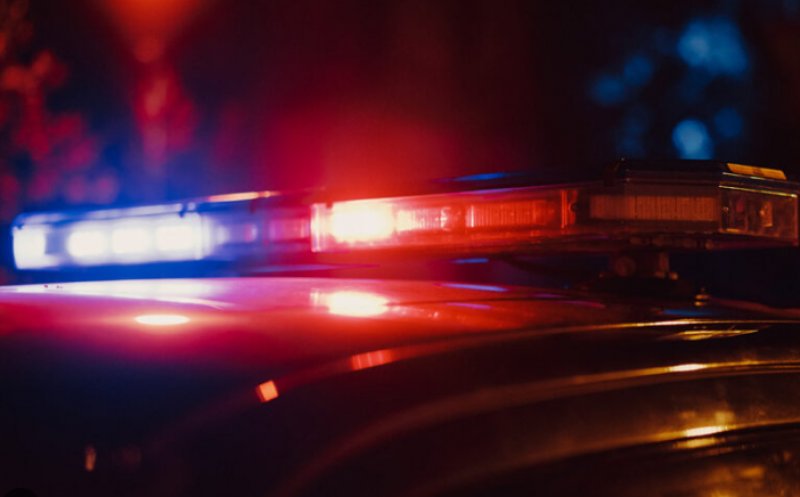 Scandal monstru în Dej! 11 persoane s-au luat la pumni pe stradă, la ora 3 dimineața. S-a lăsat cu arestări