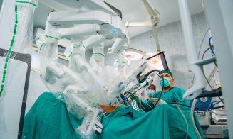 Performanță la Institutul Oncologic din Cluj! A fost realizată a 100-a operație asistată robotic